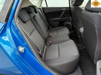 2012 Mazda Axela - Thumbnail