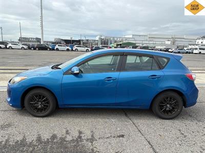 2012 Mazda Axela - Thumbnail