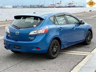 2012 Mazda Axela - Thumbnail