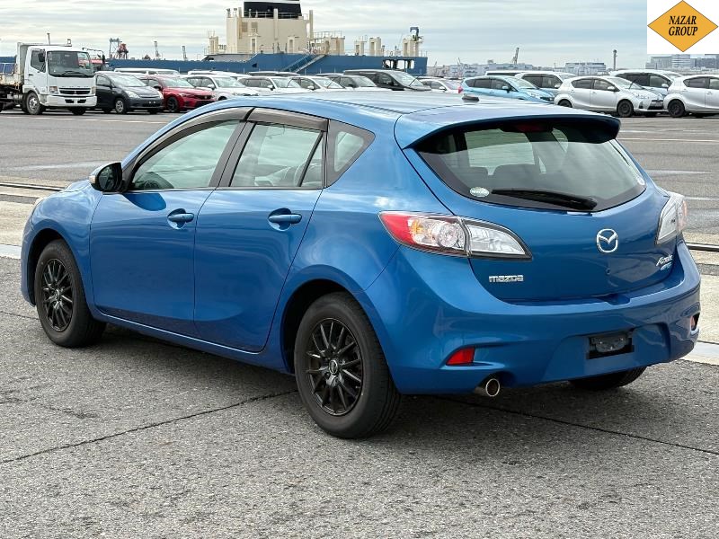 2012 Mazda Axela