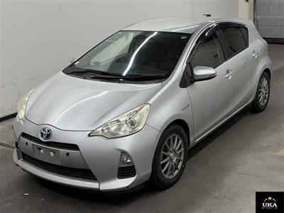 2013 Toyota Aqua - Thumbnail