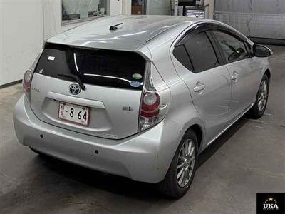 2013 Toyota Aqua - Thumbnail