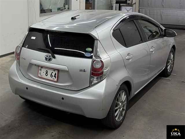 2013 Toyota Aqua