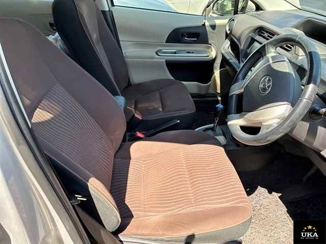 2013 Toyota Aqua
