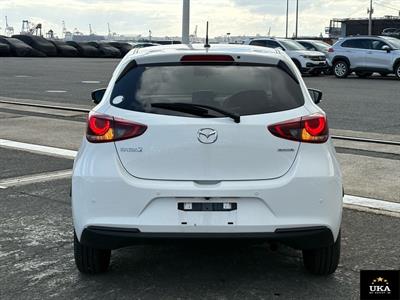 2020 Mazda 2 - Thumbnail