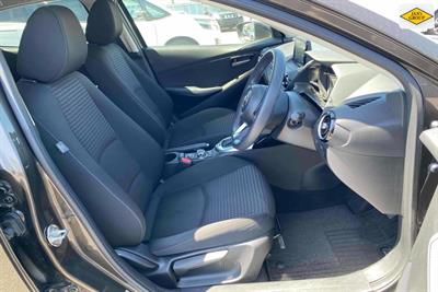 2017 Mazda Demio - Thumbnail