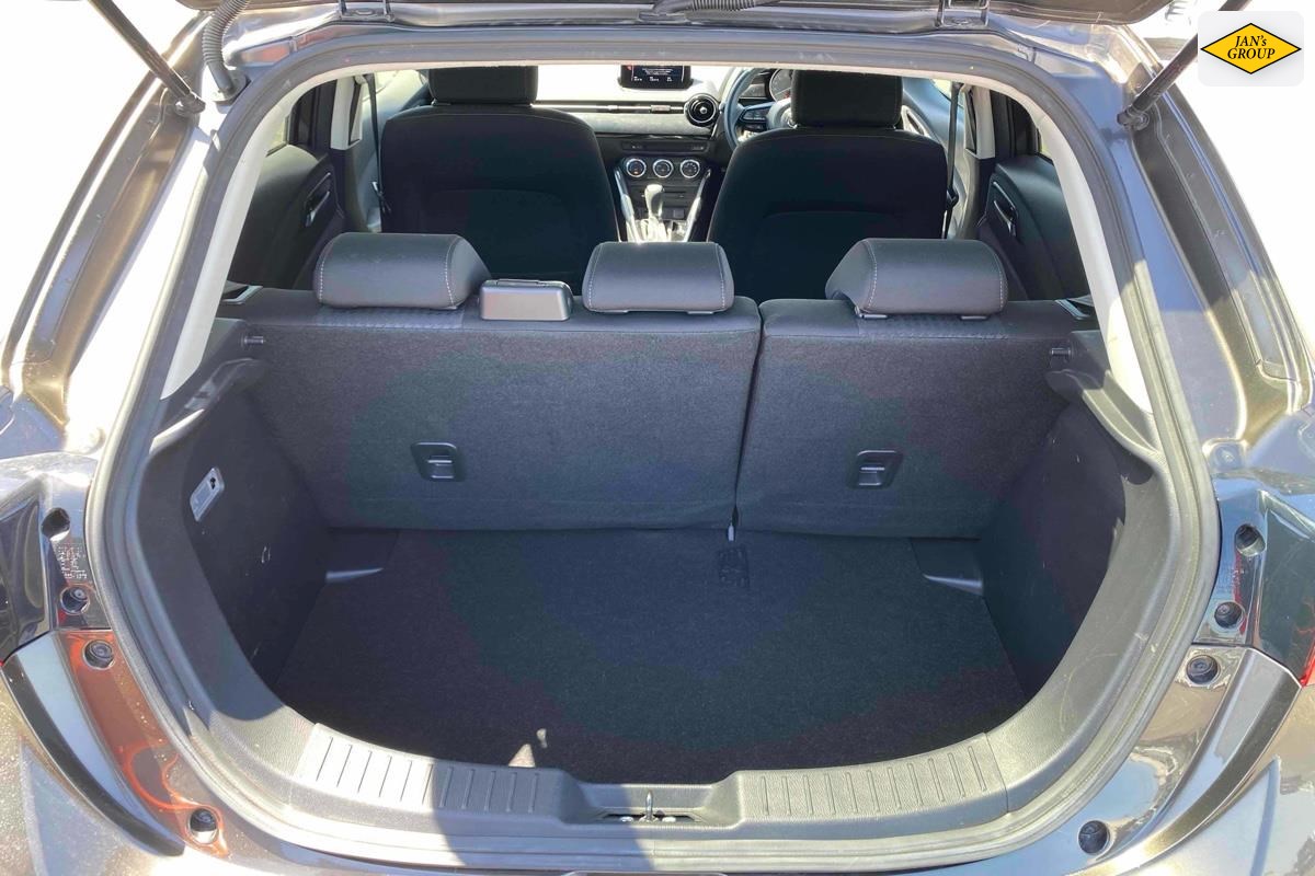 2017 Mazda Demio
