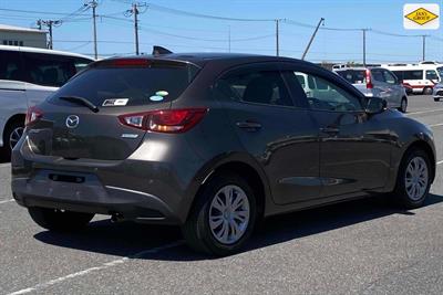 2017 Mazda Demio - Thumbnail