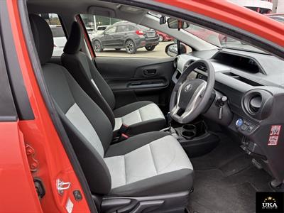 2014 Toyota Aqua - Thumbnail