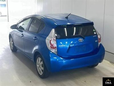 2013 Toyota Aqua - Thumbnail