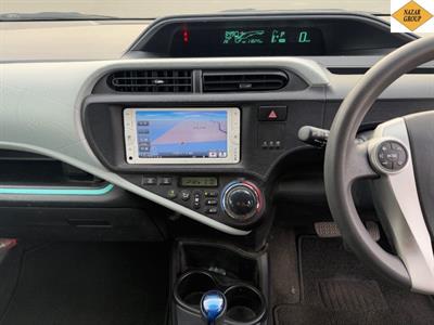 2012 Toyota Aqua - Thumbnail