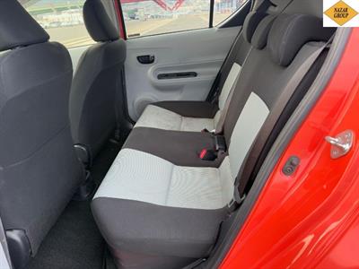 2012 Toyota Aqua - Thumbnail