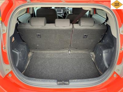 2012 Toyota Aqua - Thumbnail