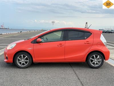 2012 Toyota Aqua - Thumbnail