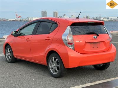 2012 Toyota Aqua - Thumbnail