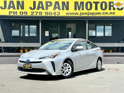 2019 Toyota Prius - Thumbnail