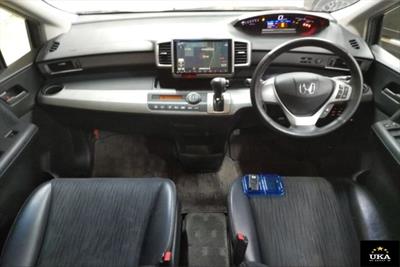 2013 Honda Freed - Thumbnail