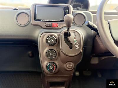 2015 Toyota Porte - Thumbnail