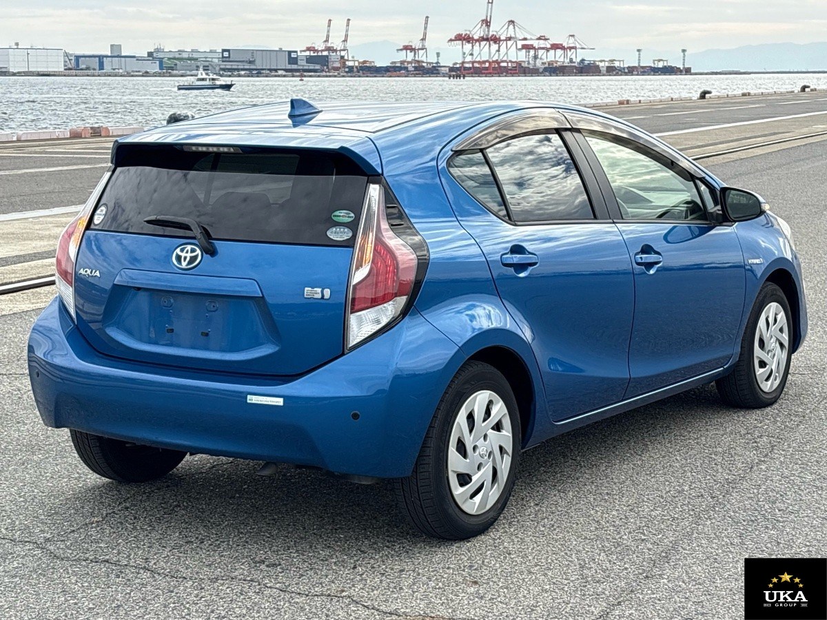 2016 Toyota Aqua
