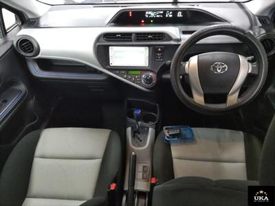 2014 Toyota Aqua - Thumbnail