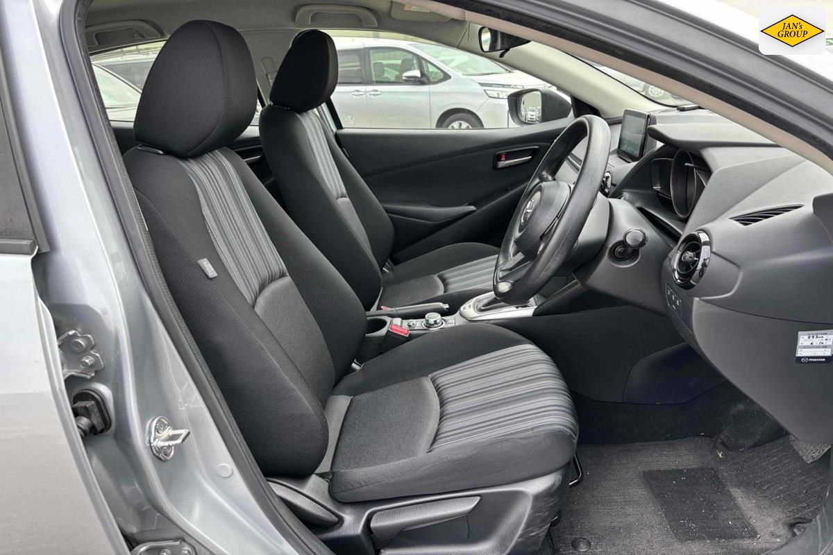 2020 Mazda Demio