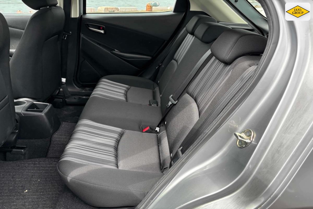 2020 Mazda Demio