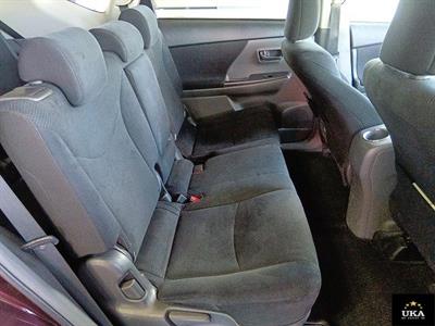 2014 Toyota Prius - Thumbnail