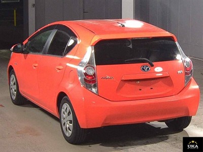 2014 Toyota Aqua - Thumbnail