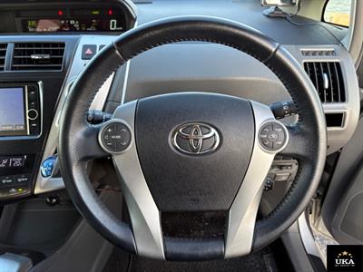 2013 Toyota Prius - Thumbnail