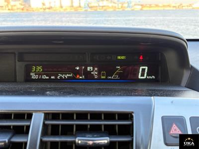 2013 Toyota Prius - Thumbnail