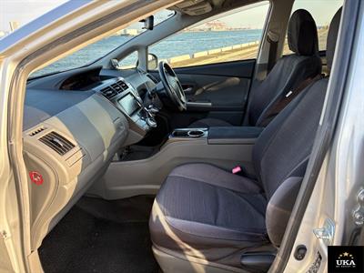 2013 Toyota Prius - Thumbnail