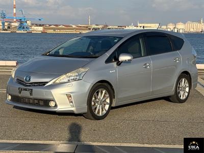 2013 Toyota Prius - Thumbnail