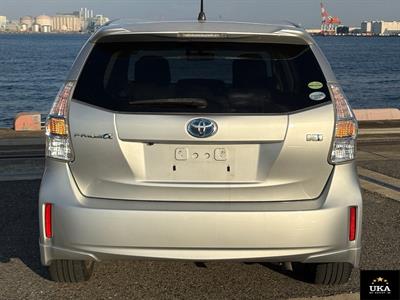 2013 Toyota Prius - Thumbnail
