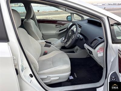 2015 Toyota Prius - Thumbnail