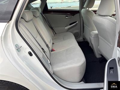 2015 Toyota Prius - Thumbnail