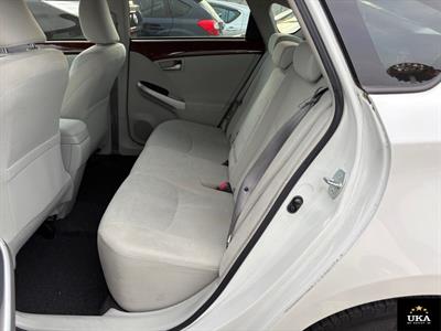 2015 Toyota Prius - Thumbnail