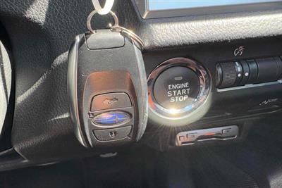 2015 Subaru XV - Thumbnail