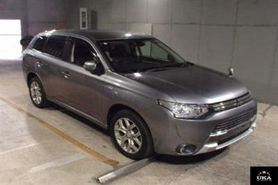 2015 Mitsubishi Outlander - Thumbnail