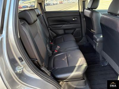 2015 Mitsubishi Outlander - Thumbnail