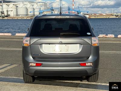 2015 Mitsubishi Outlander - Thumbnail