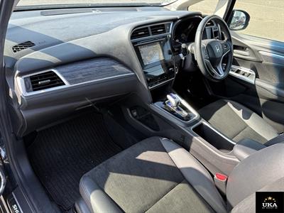 2015 Honda Shuttle - Thumbnail