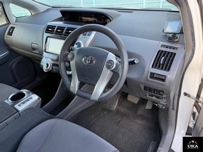 2014 Toyota Prius - Thumbnail