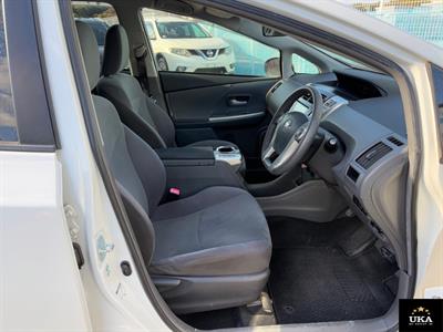 2014 Toyota Prius - Thumbnail