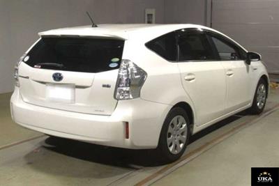 2014 Toyota Prius - Thumbnail