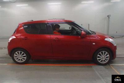 2013 Suzuki Swift - Thumbnail