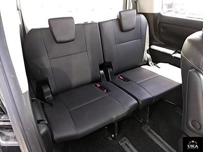 2015 Toyota Esquire - Thumbnail