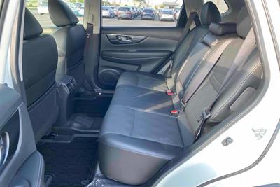 2016 Nissan X-Trail - Thumbnail