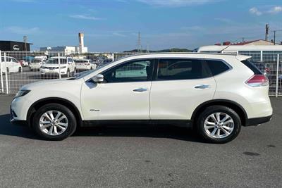 2016 Nissan X-Trail - Thumbnail