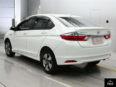 2015 Honda Grace - Thumbnail