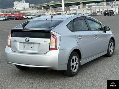 2015 Toyota Prius - Thumbnail